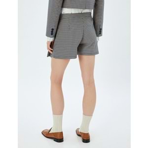 Kadın Giyim Koton X Sima Tarkan - Standart Bel Pileli Mini Şort Etek - KOTON - 5WAK40138PW - MAVİ EKOSE - 36