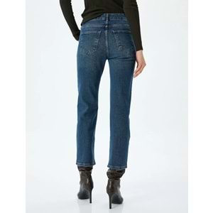 İspanyol Paça Normal Bel Crop Kot Pantolon Dar Kalıp 5SAL40030MD - KOTON - ORTA İNDİGO - 27/32