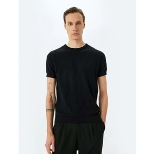 Geometrik Dokulu Kısa Kollu Pamuklu Triko Kazak 5SAM70010HT