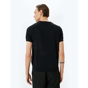 Geometrik Dokulu Kısa Kollu Pamuklu Triko Kazak 5SAM70010HT