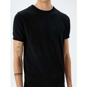 Geometrik Dokulu Kısa Kollu Pamuklu Triko Kazak 5SAM70010HT