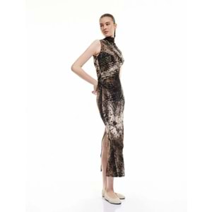 Drape Detaylı Yırtmaçlı Kolsuz Uzun Viskon Leopar Elbise 5SAK80299EK - KOTON - KAHVERENGİ - S