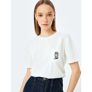 Cep Detaylı Nakışlı Kısa Kollu Bisiklet Yaka Tişört 5SAL10232IK