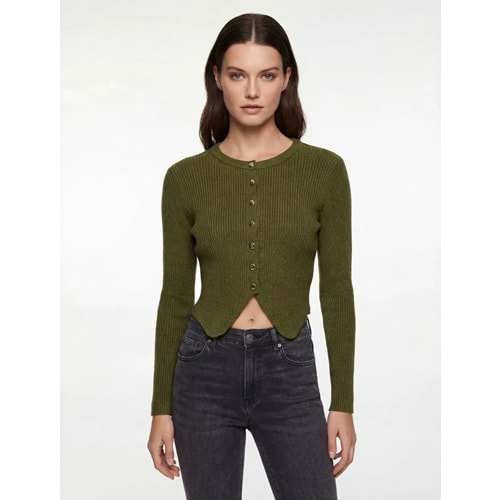 Kadın Giyim Asimetrik Etek Ucu Detaylı Triko Hırka 6WAK90507HT