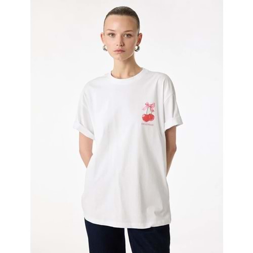 Kadın Giyim Pamuklu Kısa Kollu Bisiklet Yaka Arkası Kiraz Baskılı Tişört 6SAK50060EK