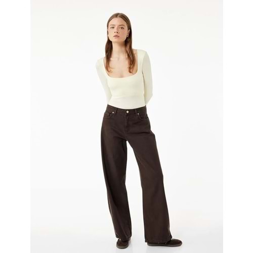 Kadın Giyim Kare Yaka Uzun Kollu Slim Fit Çıtçıtlı Body