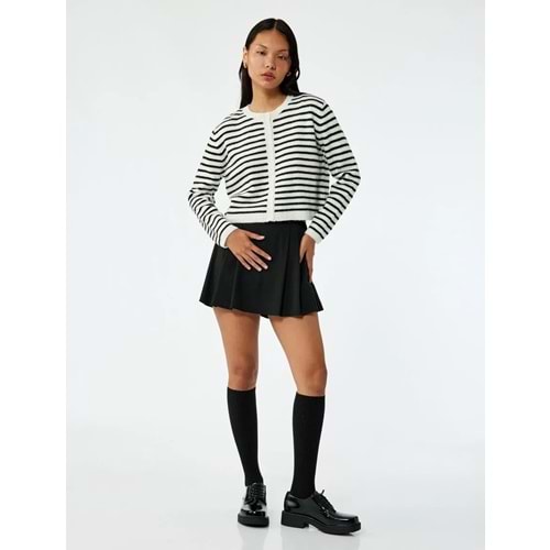 Kadın Giyim Uzun Kollu Düğmeli Bisiklet Yaka Çizgili Triko Hırka