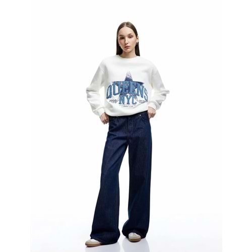 Kadın Giyim Uzun Kollu Bisiklet Yaka Üç İplik Şardonlu Baskılı Oversize Sweatshirt