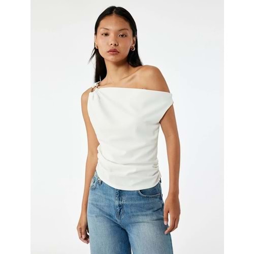 Kadın Giyim Slim Fit Metal Aksesuarlı Drapeli Asimetrik Yaka Kolsuz Bluz