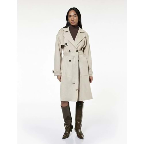 Uzun Kollu Cepli Kemerli Kruvaze Suni Süet Trençkot 6WAK00194EW