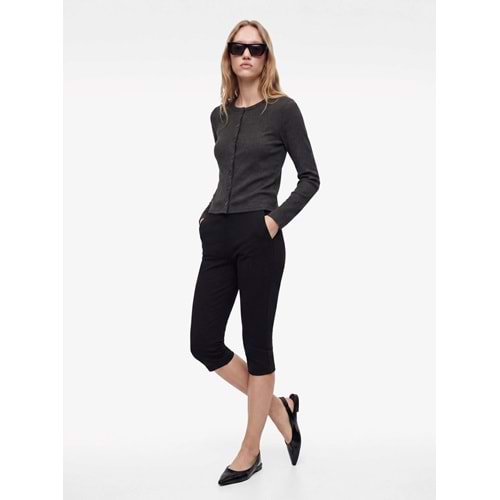Slim Fit Uzun Kollu Bisiklet Yaka Düğmeli Triko Hırka - 7WAL90015IK