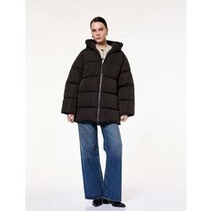 Kadın Giyim Fermuarlı Uzun Kollu Su İtici Kapüşonlu Oversize Şişme Mont - KOTON - 6WAK00220EW - KAHVERENGİ - 34