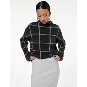 Kadın Giyim Uzun Kollu Dik Yaka Kareli Triko Peluş Kazak - KOTON - 6WAK90073HT - ANTRASİT EKOSE - S