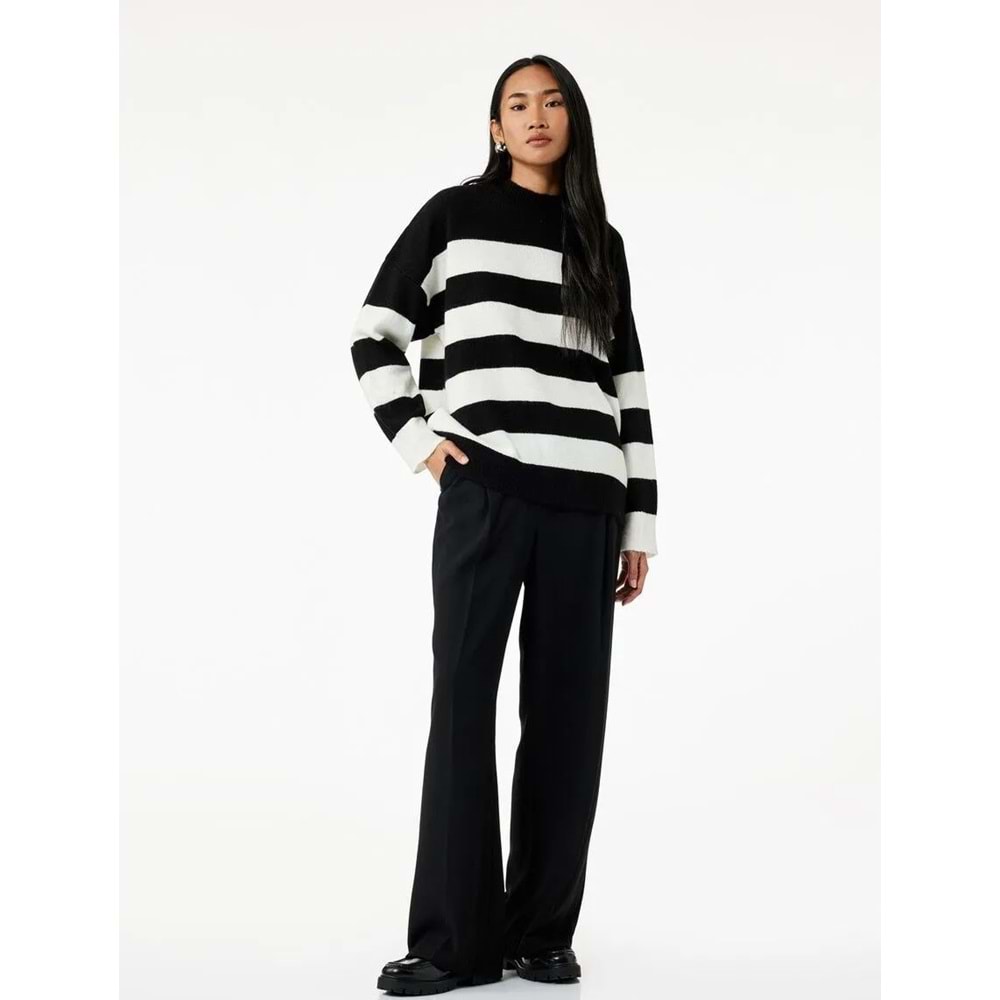 Kadın Giyim Uzun Kollu Bisiklet Yaka Triko Oversize Kazak - KOTON - 6WAK90085HT - EKRU ÇİZGİLİ - M