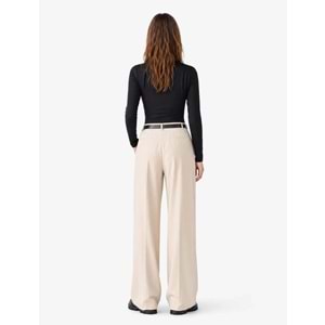 Drape Detaylı Hafif Dik Yaka Bodysuit 7WAK80008EK - KOTON - SİYAH - XS