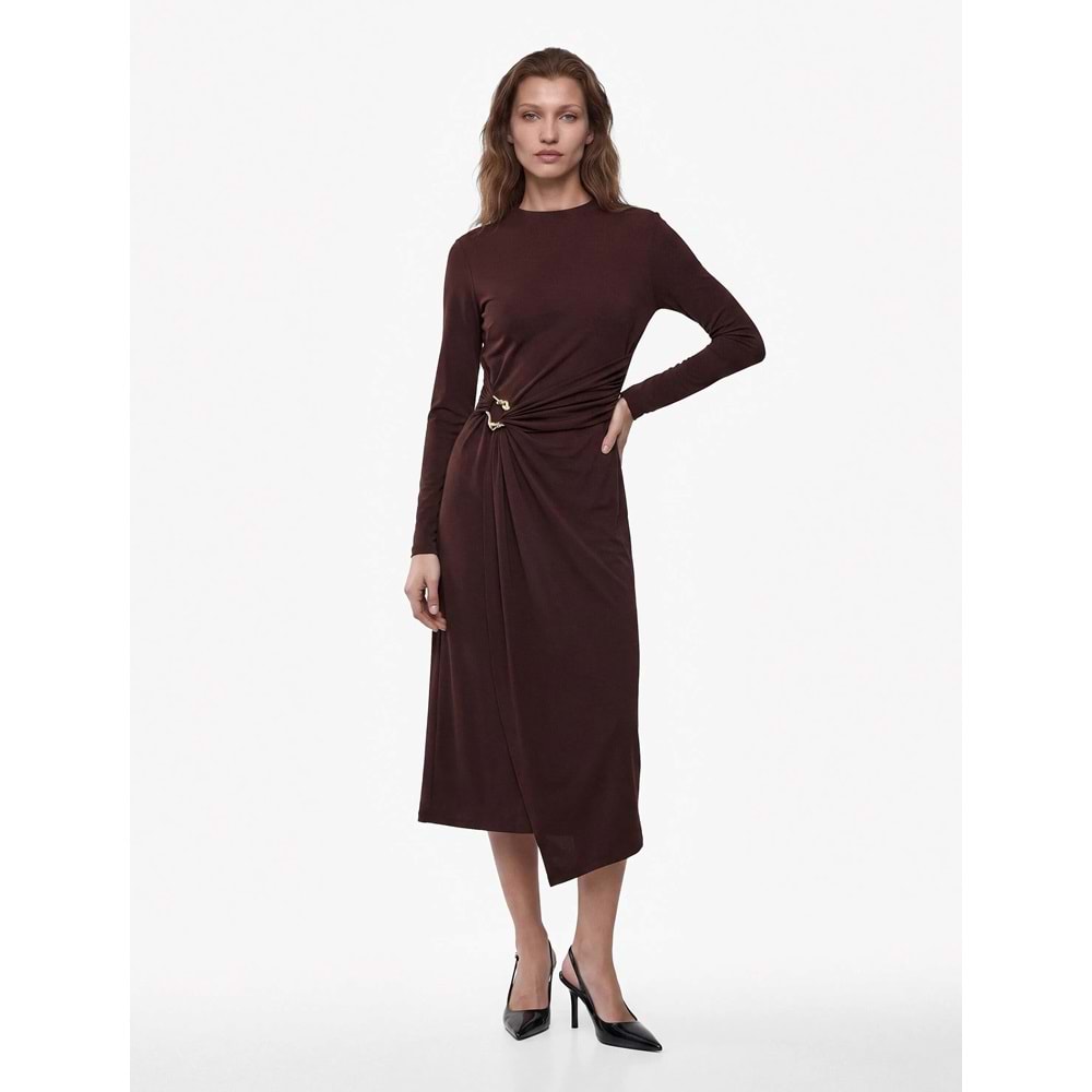 Metal Aksesuarlı Slim Fit Maxi Elbise 7WAK80008FK - KOTON - KAHVERENGİ - XS
