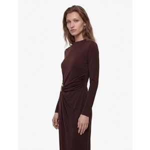Metal Aksesuarlı Slim Fit Maxi Elbise 7WAK80008FK - KOTON - KAHVERENGİ - XS