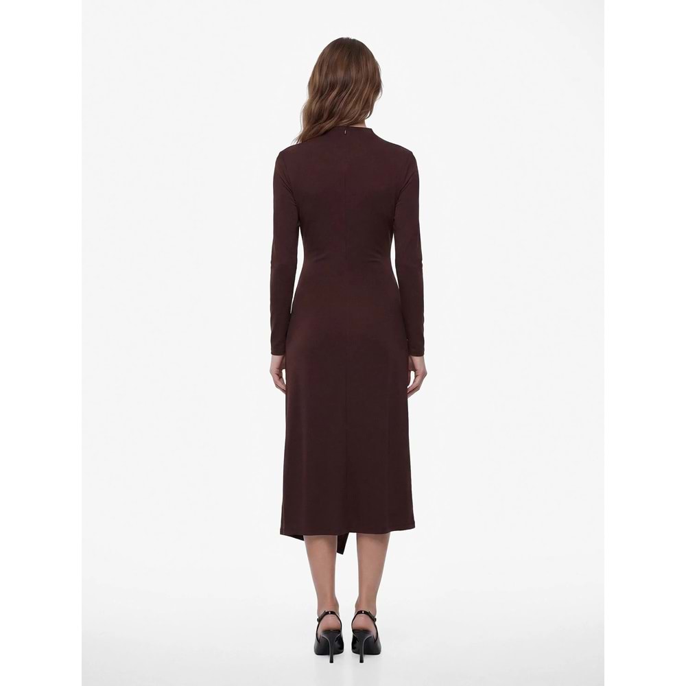 Metal Aksesuarlı Slim Fit Maxi Elbise 7WAK80008FK - KOTON - KAHVERENGİ - XS