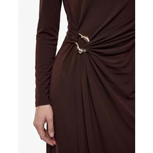 Metal Aksesuarlı Slim Fit Maxi Elbise 7WAK80008FK - KOTON - KAHVERENGİ - XS