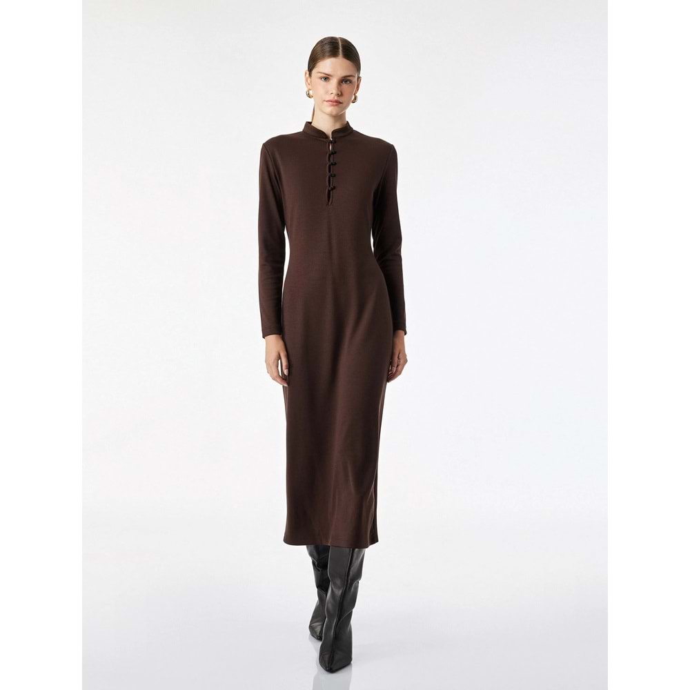 Düğmeli Dik Qipao Yaka Midi Elbise 7WAK80029UK - KOTON - KAHVERENGİ - S