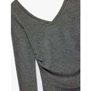 Kadın Giyim Viskon Karışımlı Slim Fit V Yaka Drape Detaylı Uzun Kollu Tişört - KOTON - 6WAL10217IK - ANTRASİT - L