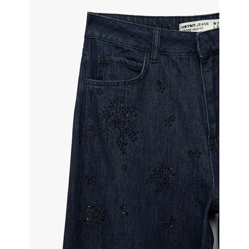 Kadın Giyim Pamuklu Rahat Kalıp Düz Paça Taşlı Jean Pantolon - Loose Straight Fit Jean - KOTON - 6WAL40147MD - KOYU İNDİGO - 25/32