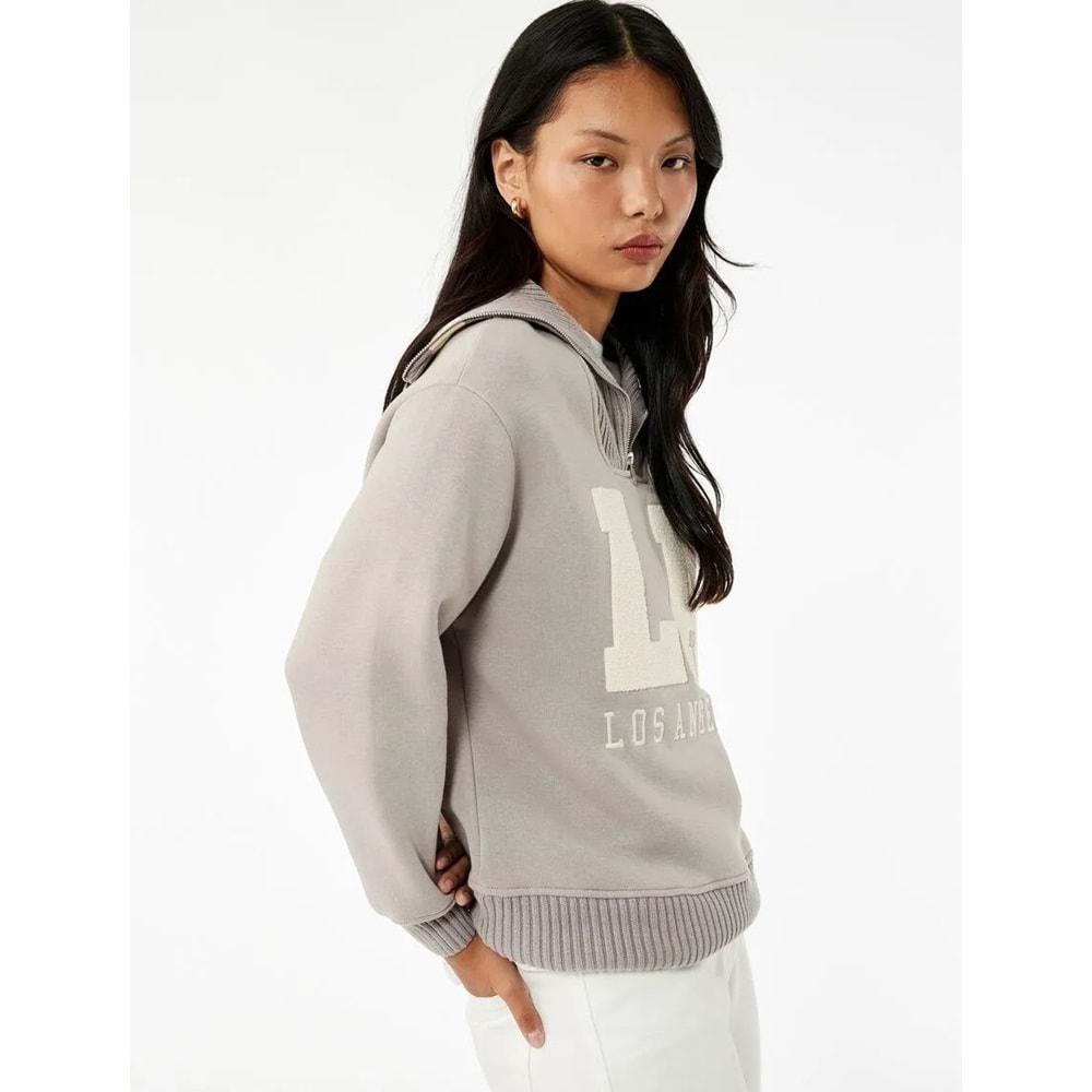 Kadın Giyim Şardonlu Uzun Kollu Yarım Fermuarlı Ayıcık Nakışlı Oversize Sweatshirt - KOTON - 6WAL10139IK - GRİ - S