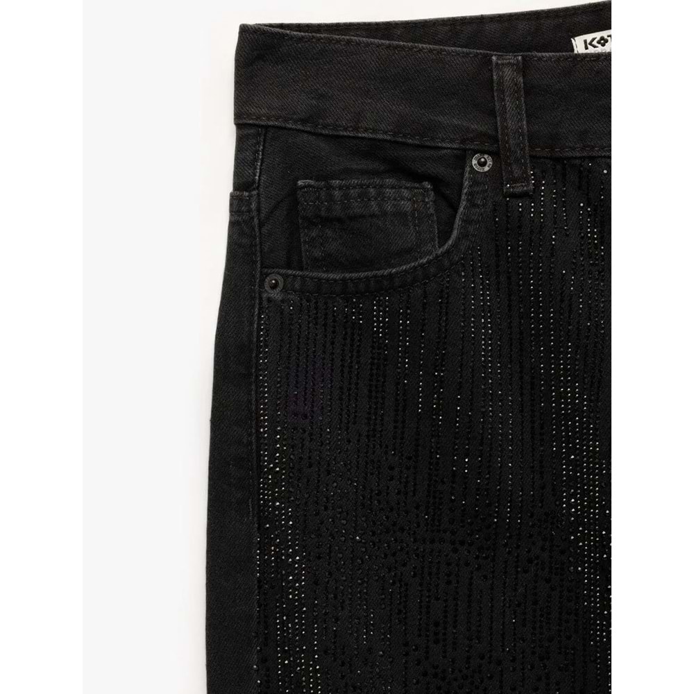 Kadın Giyim Yüksek Bel Taş Detaylı Düz Paça Jean Pantolon - Straight Fit Jean - KOTON - 6WAL40020MD - SİYAH - 26/32