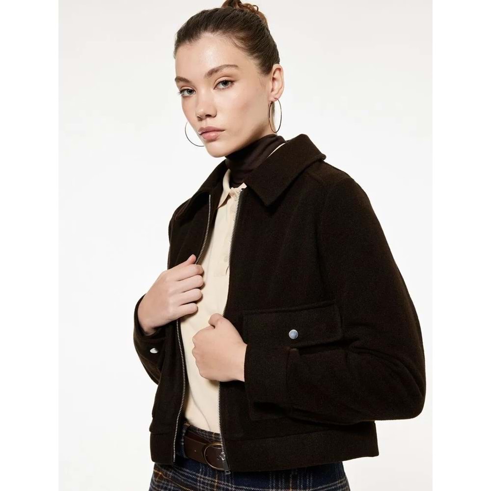 Kadın Giyim Uzun Kollu Klasik Yaka Cep Detaylı Oversize Fermuarlı Ceket - KOTON - 6WAL60068IW - KAHVERENGİ - 40