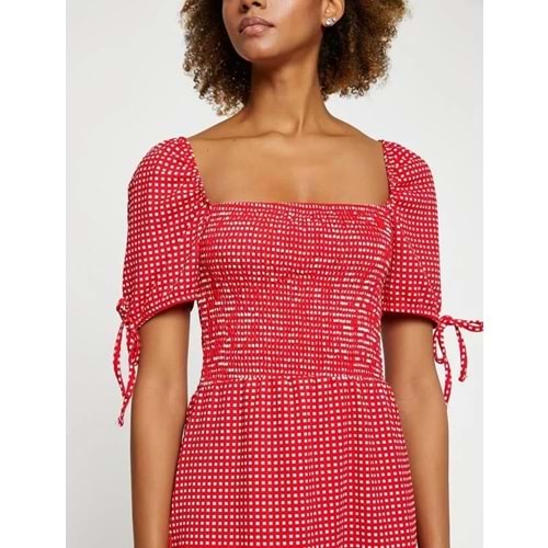 Kadın Giyim Kareli Elbise Kare Yaka Gipeli Balon Kollu 3SAL80002IK Kırmızı Desenli