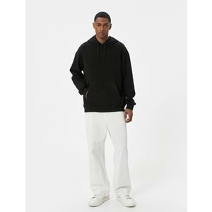 Erkek Giyim Oversize Sweatshirt Kapşonlu Uzun Kollu Kanguru Cep Detaylı - KOTON - 5WAM70017MK - SİYAH - L