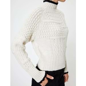 Kadın Giyim Dik Yaka Kazak Örgü Dokulu Biyeli Uzun Kollu 5WAL90069IT