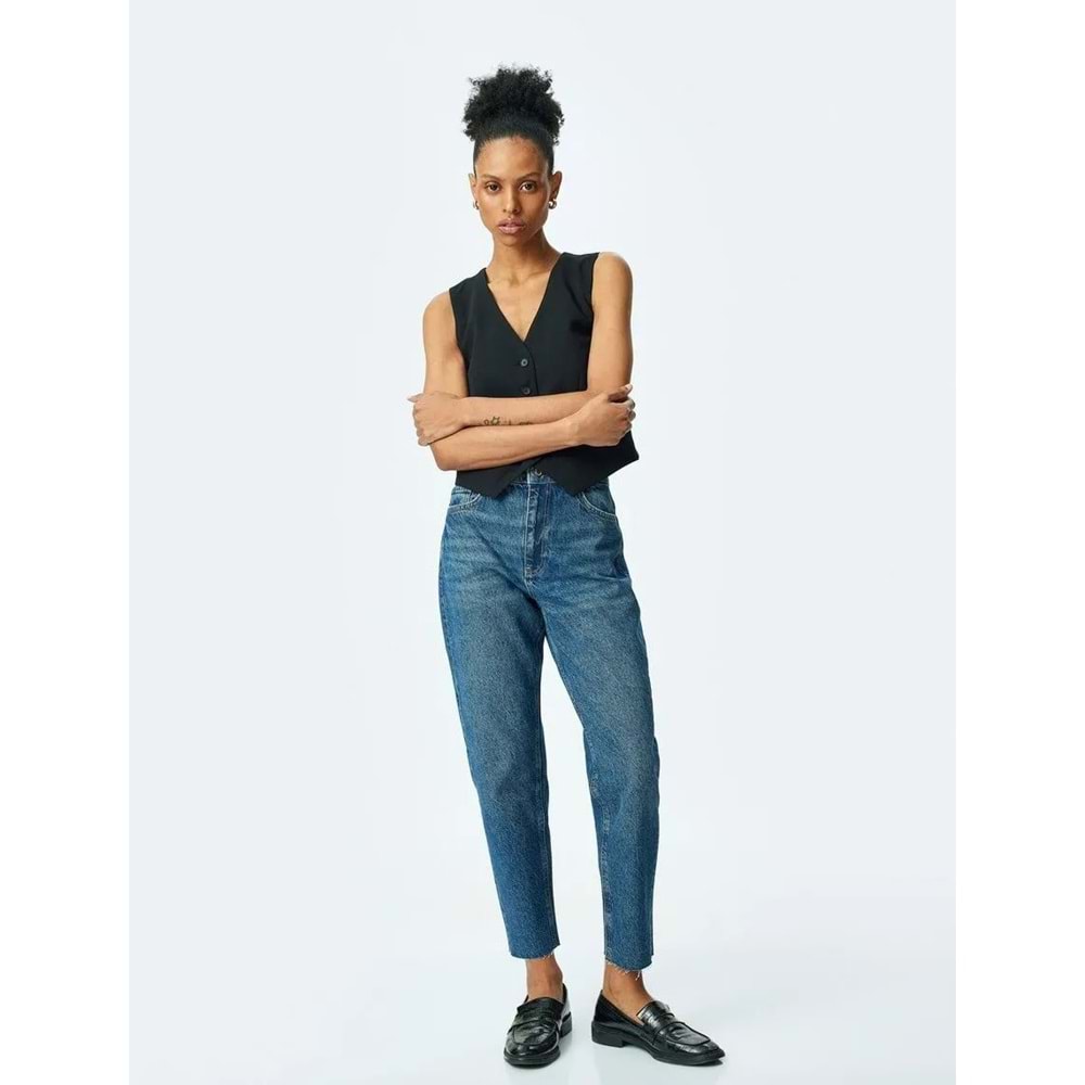 Yüksek Bel Düğmeli Kot Pantolon - Mom Jean 5SAL40046MD - KOTON - KOYU İNDİGO - 29/32