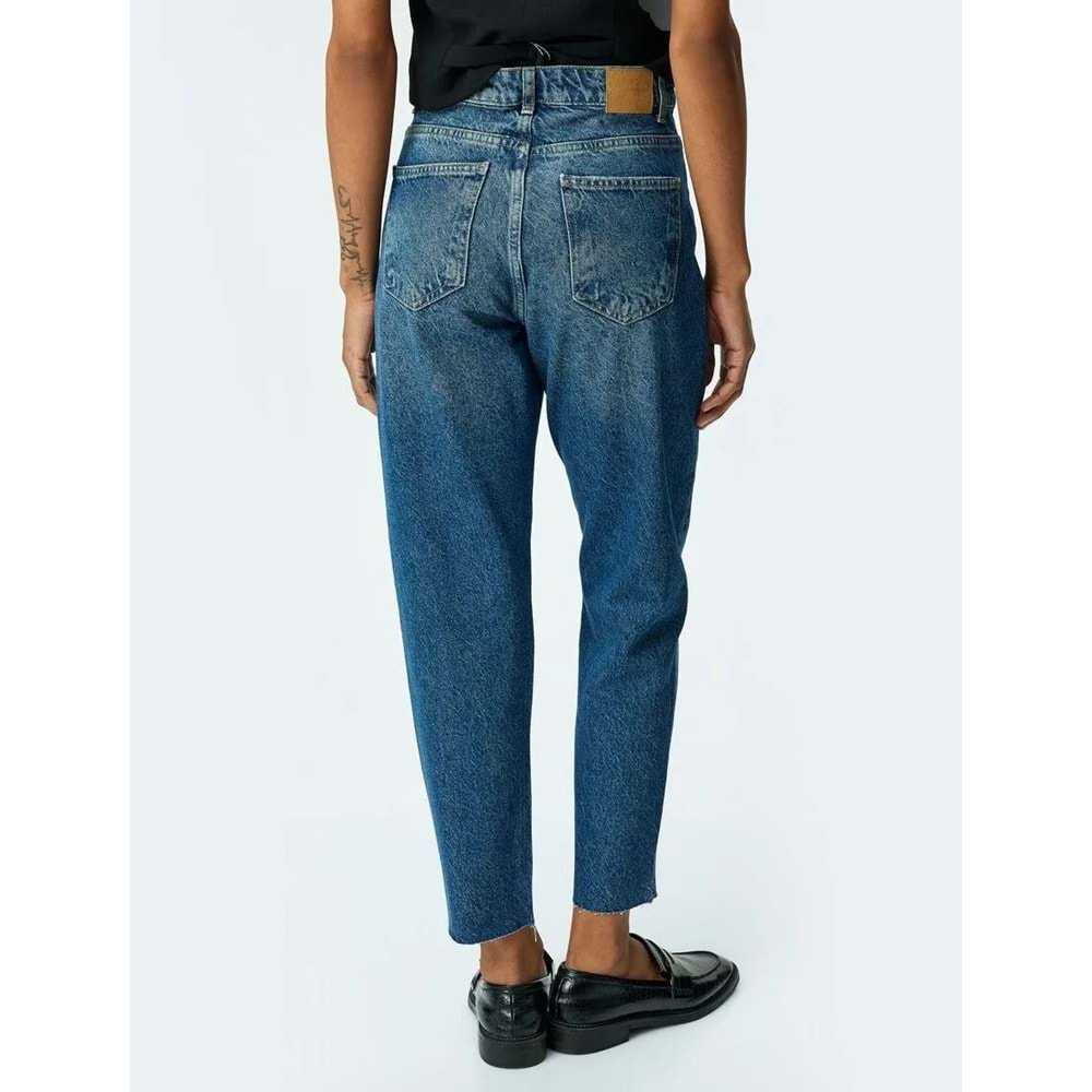 Yüksek Bel Düğmeli Kot Pantolon - Mom Jean 5SAL40046MD - KOTON - KOYU İNDİGO - 29/32