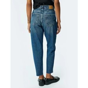Yüksek Bel Düğmeli Kot Pantolon - Mom Jean 5SAL40046MD - KOTON - KOYU İNDİGO - 29/32