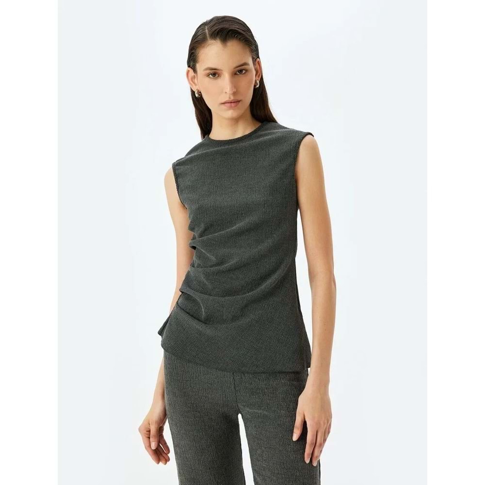 Yuvarlak Yaka Drape Detaylı Asimetrik Kolsuz Tişört 5SAK50005EK - KOTON - ANTRASİT - M