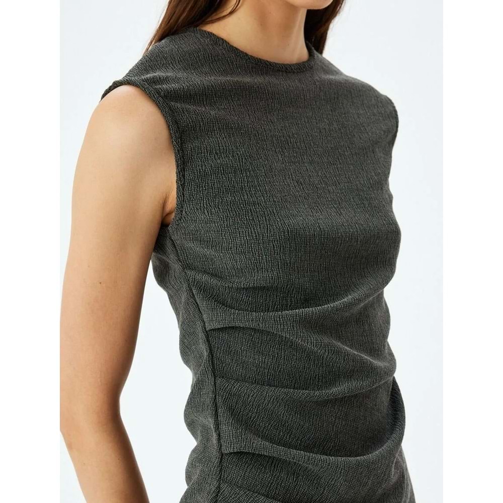 Yuvarlak Yaka Drape Detaylı Asimetrik Kolsuz Tişört 5SAK50005EK - KOTON - ANTRASİT - M