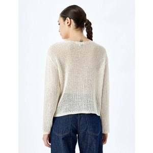 Ajurlu Aplike Çiçek Detaylı Uzun Kollu Triko Kazak 5SAL90003HT