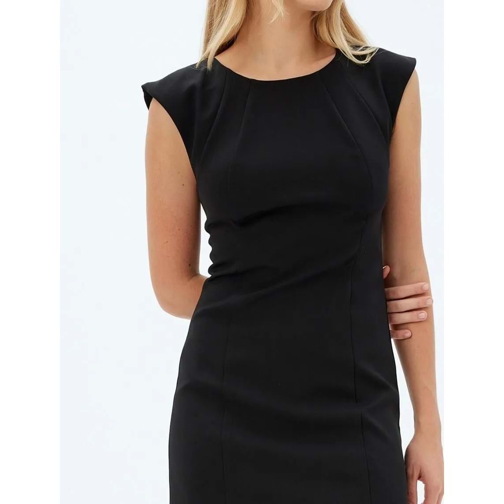 Yuvarlak Yaka Kolsuz Mini Elbise 5WAK80052UW