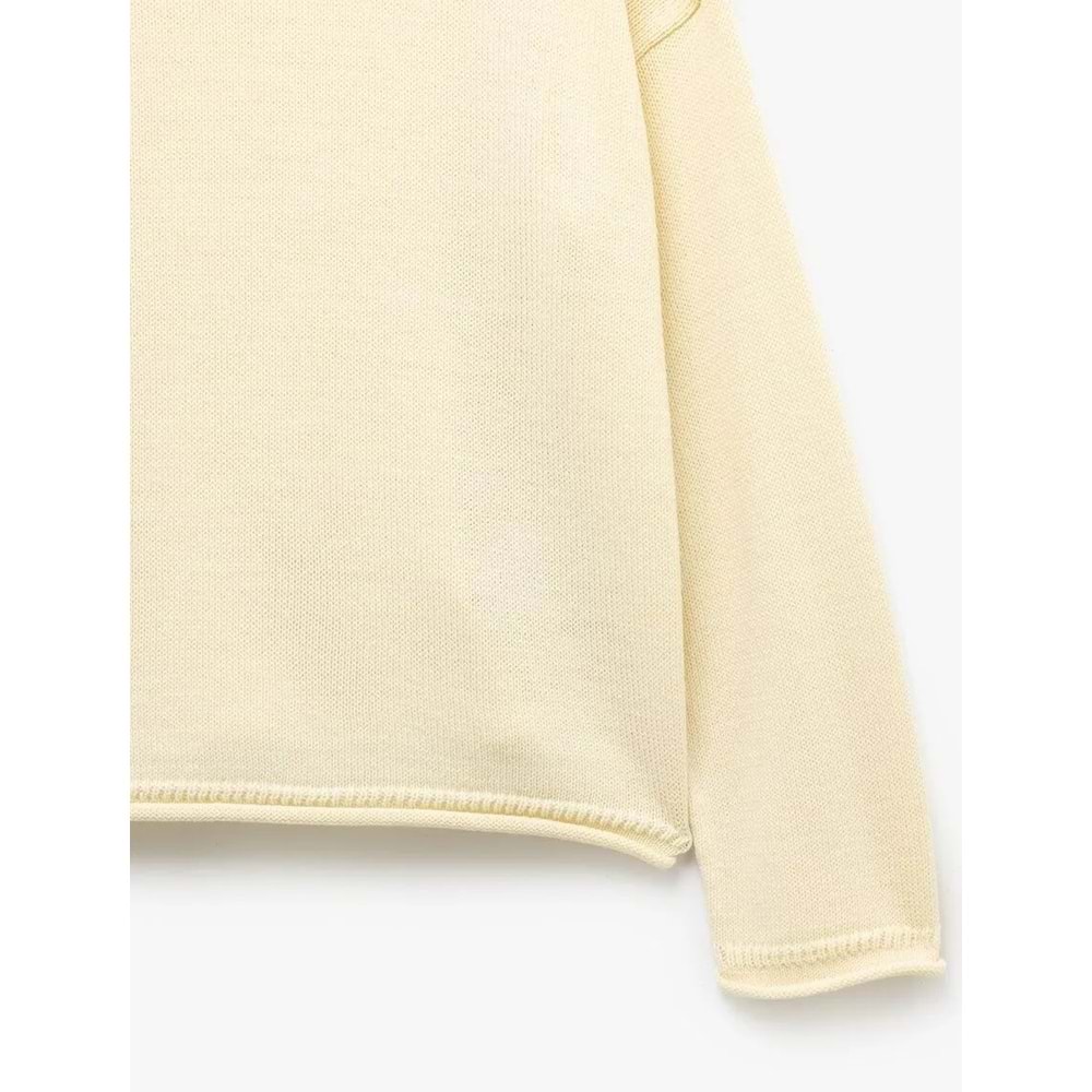 Uzun Kollu Triko Kayık Yaka Kazak 5SAL90023HT